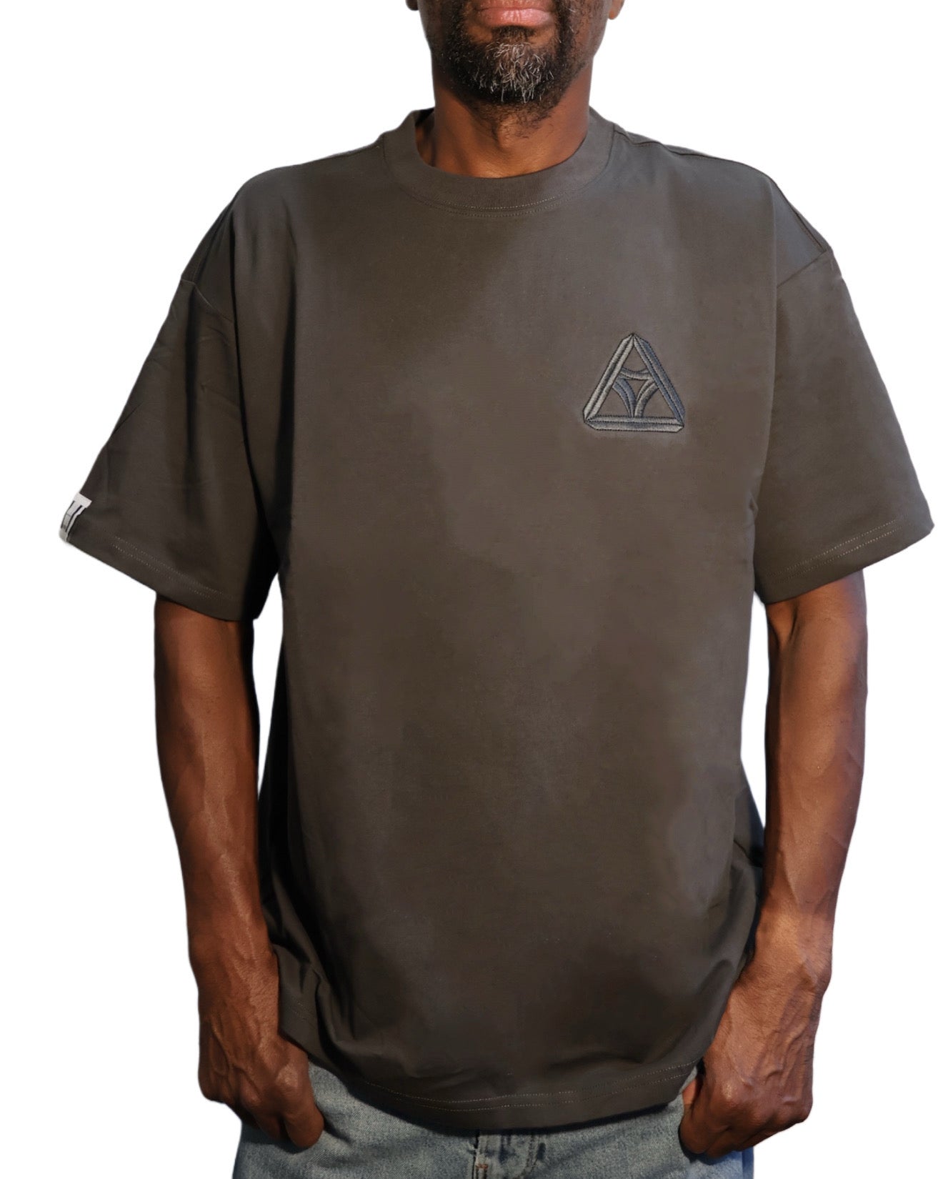 ESSENTIALS TEE - KluelezzKlubHouse