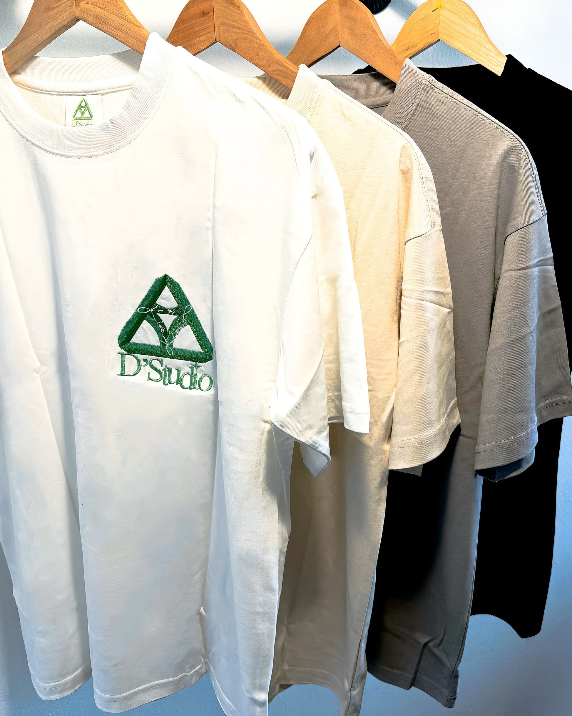 D'Studio Colab Essentials Tees - KluelezzKlubHouse